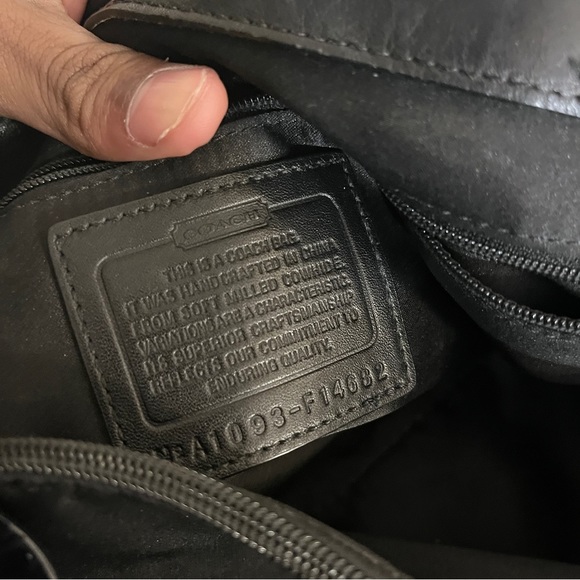 Coach - Picture 5 of 6